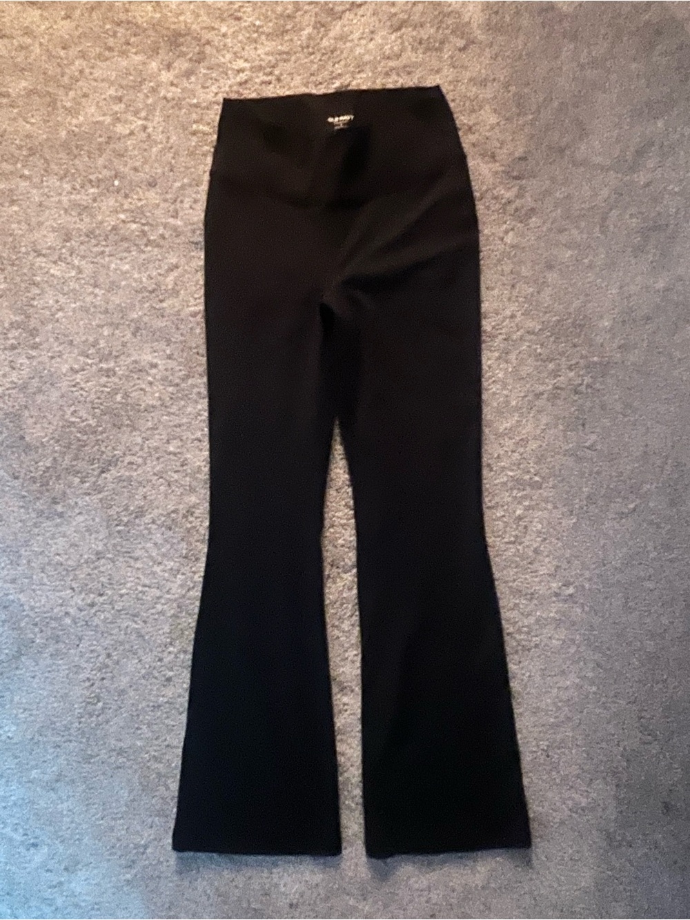 NWOT women’s medium black Old Navy Yoga Pants